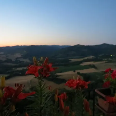 Il Borgo Sulla Collina Civitella Benazzone