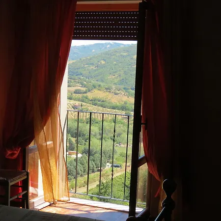 Frühstückspension Il Borgo Sulla Collina Civitella Benazzone